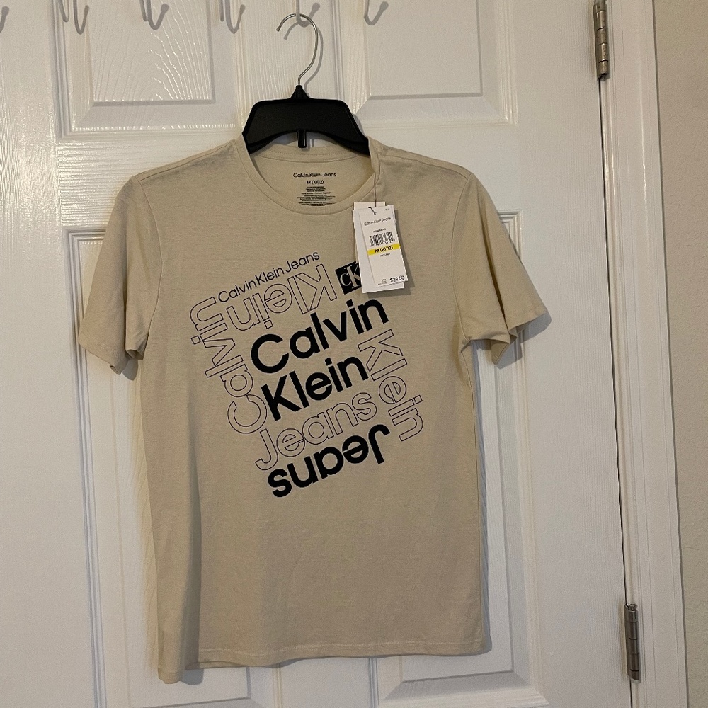 Big Boys New Mono Logo Short Sleeve T-shirt NWT